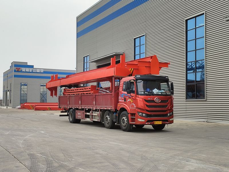 2臺(tái)電動(dòng)葫蘆門式起重機(jī) MHxh10t—13m 發(fā)往河南焦作交付客戶使用。